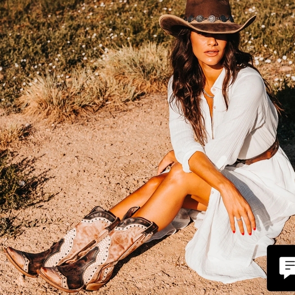 NIB Freebird Warner taupe multi boot - Picture 2 of 11